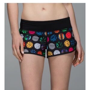 Rare 🦄 Unicorn-Lululemon Seawheeze Balls Tracker Shorts.